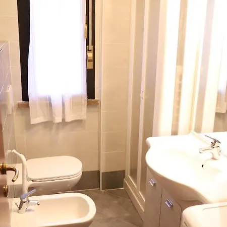 Quadrangolo-gemini Apartment *
